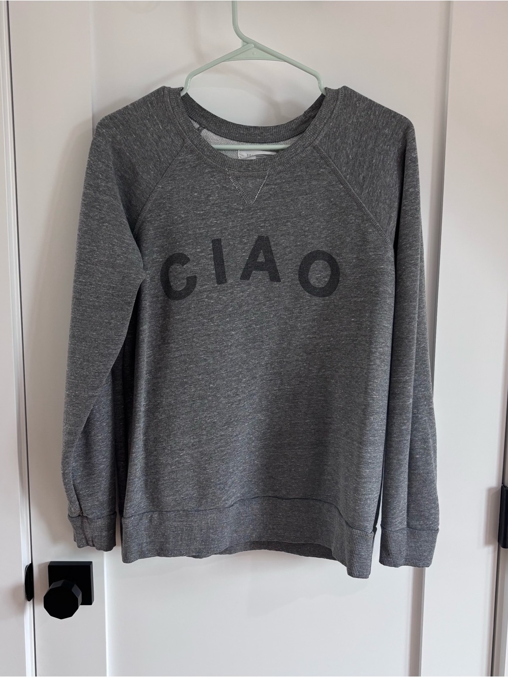 Sol Angeles Anthropologie Ciao Gray Sweatshirt Women’s M Made in USA